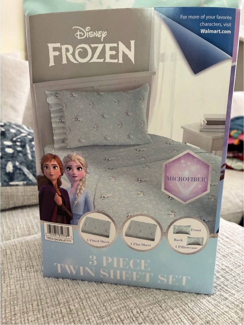 Disney Frozen Twin Sheet Set - Light Blue and White